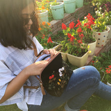 Load image into Gallery viewer, Elisa Trapeze Crossbody bag