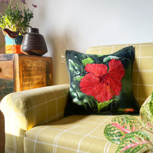 Load image into Gallery viewer, The Joba Linen Cushion Cover