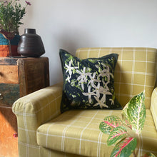 Load image into Gallery viewer, The Juhi Linen Cushion Cover