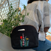 Load image into Gallery viewer, Kumaon Trapeze Crossbody bag